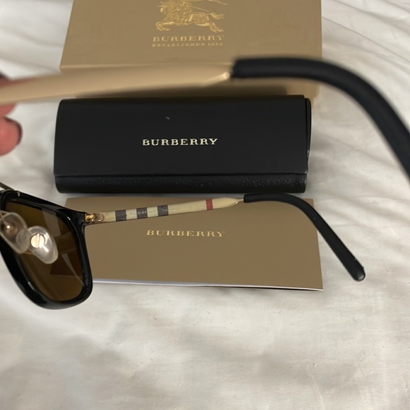 Authentic Burberry Sunglasses - Picture 3 of 7